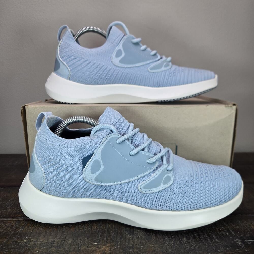 Vessi Everyday 2.0 Womens Size 6 Waterproof Shoes Sneakers Sky Blue White